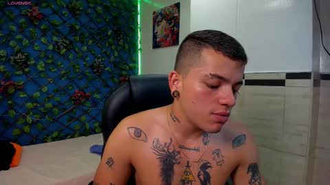 R E N E  online show from September 2025 04:56:01 AM