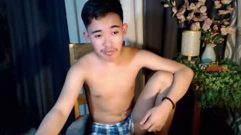 rnezamora online show from September 2025 06:08:02 PM