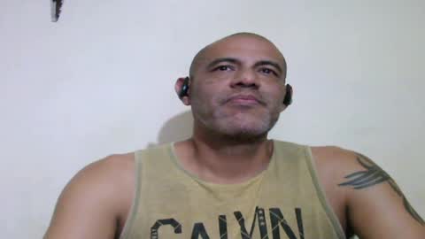 Snapshot of retlam37 chatting on May 2026 04:09:02 AM Walter online show from May 2026 04:09:02 AM