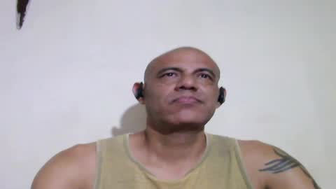 Snapshot of retlam37 chatting on May 2026 05:03:02 AM Walter online show from May 2026 05:03:02 AM