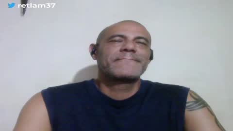 Snapshot of retlam37 chatting on May 2026 04:19:01 AM Walter online show from May 2026 04:19:01 AM