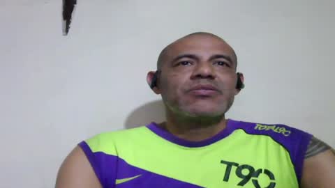 Snapshot of retlam37 chatting on June 2026 04:25:02 AM Walter online show from June 2026 04:25:02 AM