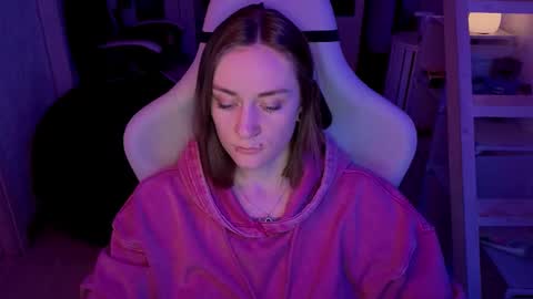 Snapshot of retromarie chatting on February 2026 07:26:01 AM Rie online show from February 2026 07:26:01 AM