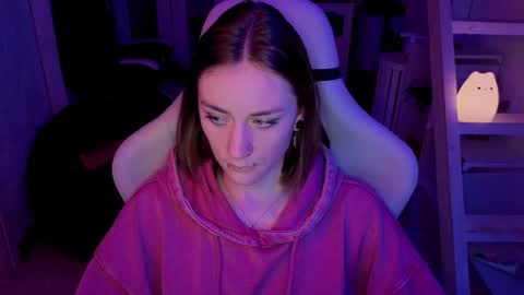 Snapshot of retromarie chatting on February 2026 01:31:01 PM Rie online show from February 2026 01:31:01 PM