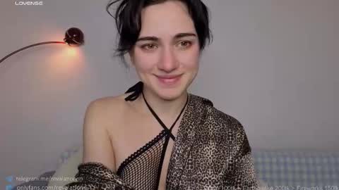 Snapshot of revalation_ chatting on October 2025 03:12:01 PM Ewiwi online show from October 2025 03:12:01 PM