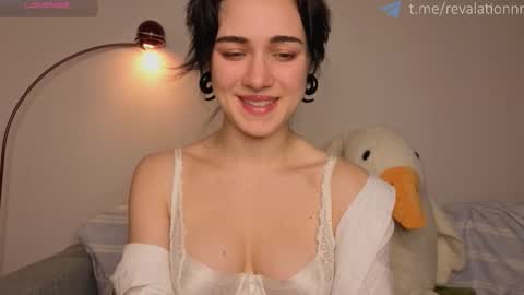 Snapshot of revalation_ chatting on December 2025 04:38:01 PM Ewiwi online show from December 2025 04:38:01 PM