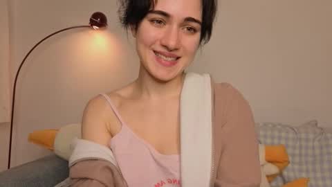 Snapshot of revalation_ chatting on December 2025 04:26:01 PM Ewiwi online show from December 2025 04:26:01 PM