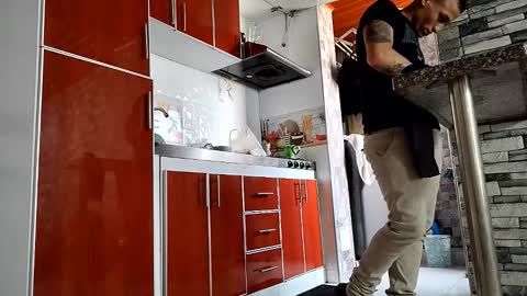 reymasterhot online show from December 2025 07:11:01 PM