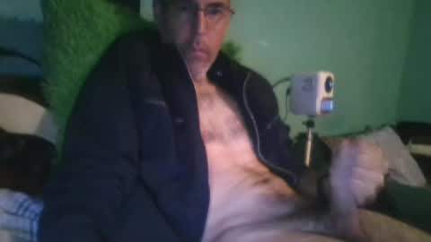 reyes_albert2006 online show from February 2025 06:49:02 PM