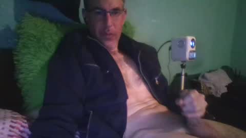 Snapshot of reyes_albert2006 chatting on March 2026 12:09:01 PM reyes_albert2006 online show from March 2026 12:09:01 PM