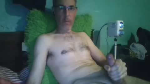 Snapshot of reyes_albert2006 chatting on March 2026 04:27:01 AM reyes_albert2006 online show from March 2026 04:27:01 AM