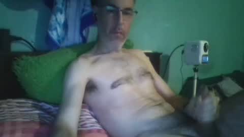 reyes_albert2006 online show from April 2026 07:38:02 PM