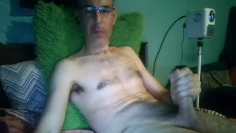 Snapshot of reyes_albert2006 chatting on July 2026 10:00:02 AM reyes_albert2006 online show from July 2026 10:00:02 AM