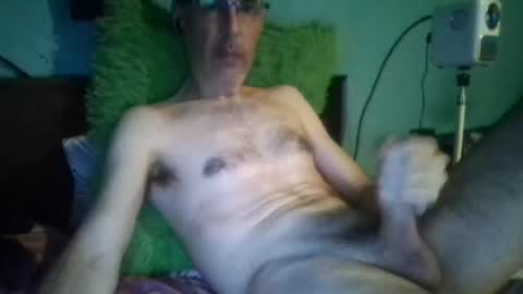 Snapshot of reyes_albert2006 chatting on August 2026 08:24:01 AM reyes_albert2006 online show from August 2026 08:24:01 AM