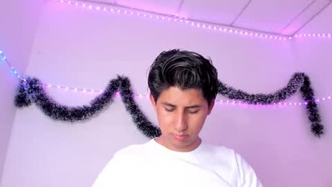 reylatino24 online show from January 2026 08:45:01 PM