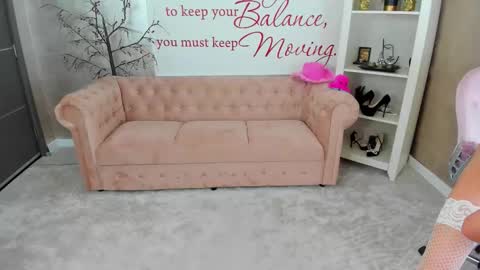   online show from September 2025 05:07:02 PM