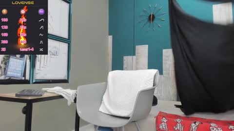 Rhaegal online show from December 2024 03:59:02 PM