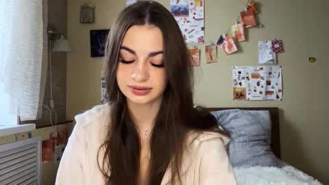 Anna online show from October 2025 10:56:02 AM