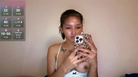 Snapshot of riana_gorgeous69 chatting on July 2026 06:10:02 PM riana online show from July 2026 06:10:02 PM