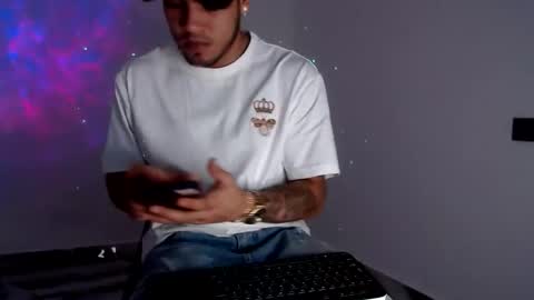 Snapshot of riancum chatting on February 2026 06:52:01 PM juan online show from February 2026 06:52:01 PM