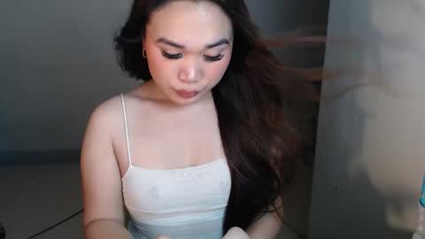 Snapshot of ricaluvzz chatting on November 2025 04:46:01 AM RICA online show from November 2025 04:46:01 AM