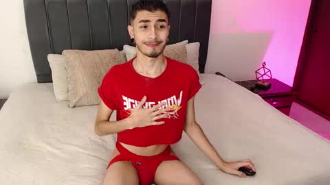 Richard online show from December 2024 07:00:02 PM