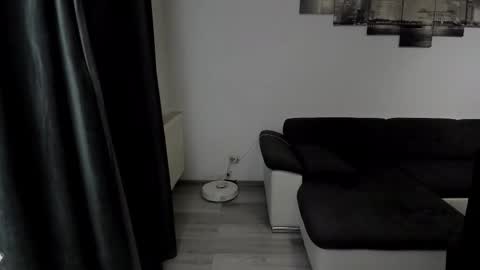 RichardDarell online show from September 2025 04:56:01 AM