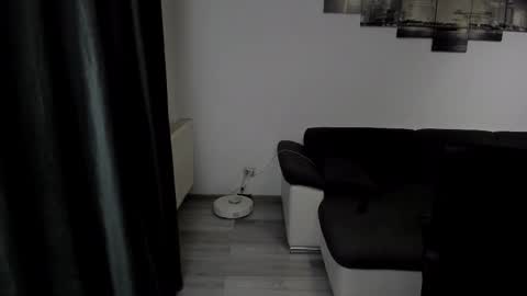 RichardDarell online show from November 2025 05:31:01 AM