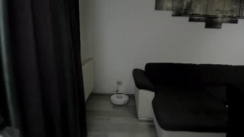 RichardDarell online show from June 2026 06:04:02 AM