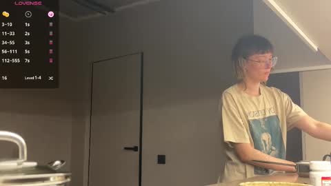 RickiSanchez online show from September 2025 03:35:01 PM