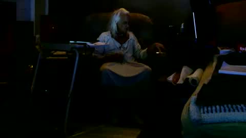Snapshot of ricks4fun chatting on April 2026 01:53:01 AM PINK HOLE TWINK online show from April 2026 01:53:01 AM