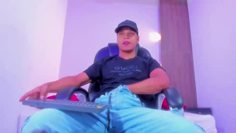 Ricky  online show from February 2025 09:57:01 PM