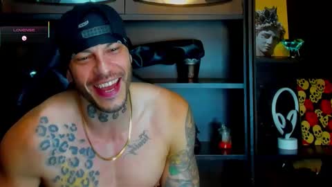 ricky_santos_ online show from September 2025 02:00:02 AM