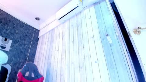 RicoBrowm online show from February 2025 07:47:01 AM