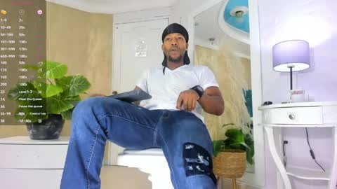 Snapshot of ricobrown777 chatting on April 2026 04:17:01 AM RicoBrowm online show from April 2026 04:17:01 AM