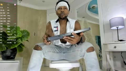 Snapshot of ricobrown777 chatting on May 2026 03:55:01 AM RicoBrowm online show from May 2026 03:55:01 AM