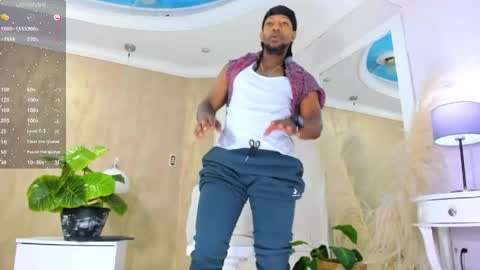 Snapshot of ricobrown777 chatting on May 2026 04:07:02 AM RicoBrowm online show from May 2026 04:07:02 AM