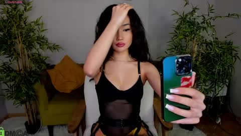 Layla online show from April 2026 03:15:01 AM