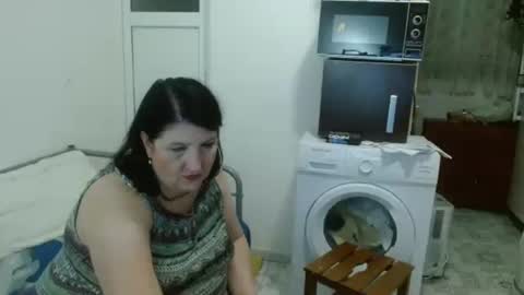 Snapshot of ridemerafsuzana chatting on January 2025 10:35:02 PM Ridemeraf online show from January 2025 10:35:02 PM