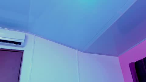 Rihanna hotx online show from September 2025 04:56:01 PM