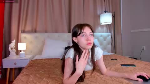 rihanna_walker online show from September 2025 01:05:02 AM