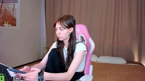 rihanna_walker online show from October 2025 01:33:02 AM