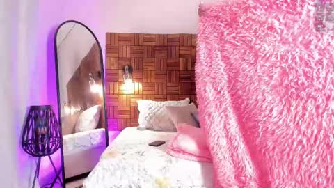 Sara online show from March 2025 10:07:02 AM