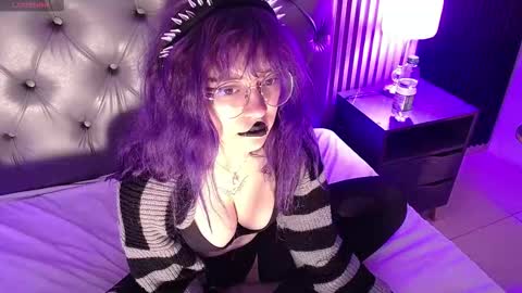 RIHONNA online show from December 2025 01:38:01 PM