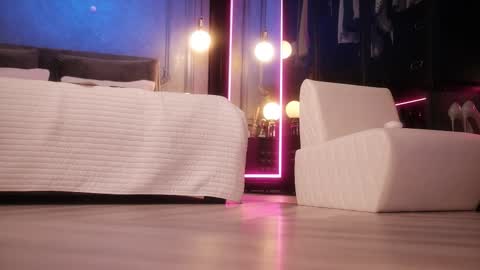    if you wanna buy smth stockingsph etc  custom videos or pics  online show from October 2025 10:47:01 AM