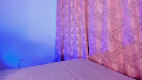 Riley online show from November 2025 09:59:01 PM