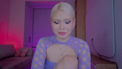 rileymee online show from October 2025 01:09:02 PM