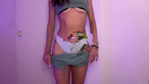 Riley online show from April 2026 12:27:01 AM