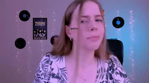 Snapshot of rina_gold_ chatting on June 2026 07:36:01 AM Rina online show from June 2026 07:36:01 AM