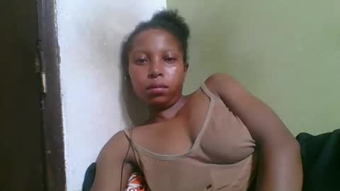 Snapshot of rinah654271 chatting on February 2026 06:40:02 PM rinah654271 online show from February 2026 06:40:02 PM